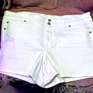 American Eagle Midi Shorts NWOT
